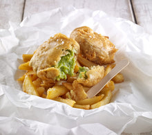 Load image into Gallery viewer, Mushy Peas, wrapped in batter and deep fried until crispy
